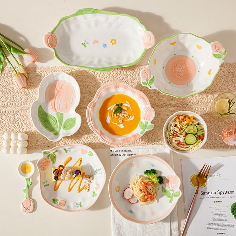 Ins-style Fresh Hand-painted Ceramic Chaozhou Dinnerware Set with Tulip Pattern, Cute Plates, Home Rice and Soup Bowls, High Aesthetic Appeal