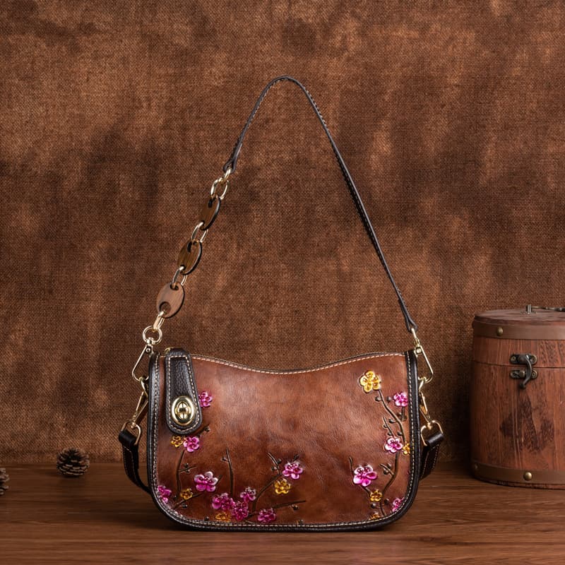 Women's new bag 2025 spring and summer retro underarm bag head layer cowhide fashion simple shoulder bag embossed crossbody bag