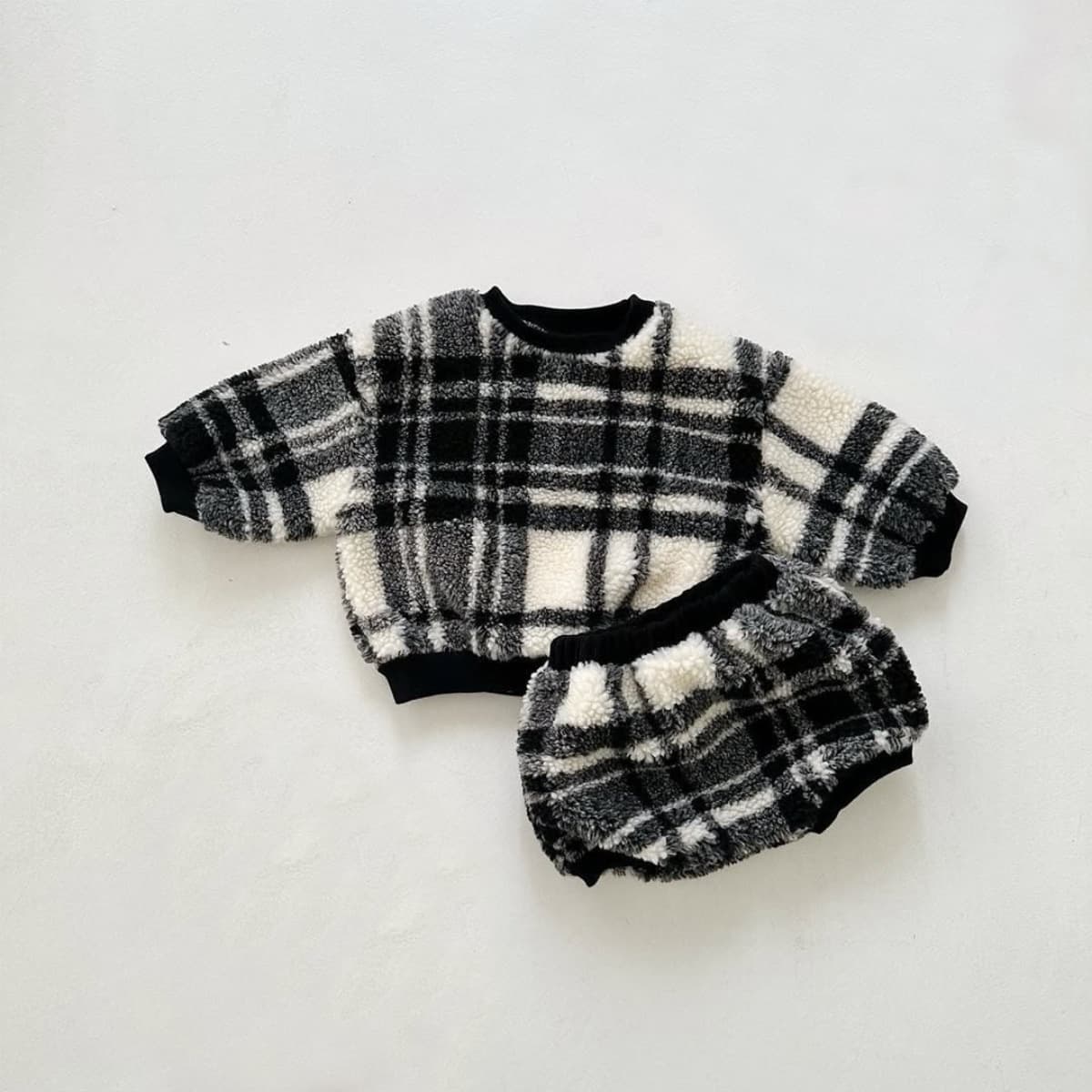 Boys and Girls Autumn/Winter Fashion Fleece Printed Top + Triangular Puff Pants Big PP Pants Set Baby Toddler Two-Piece Set