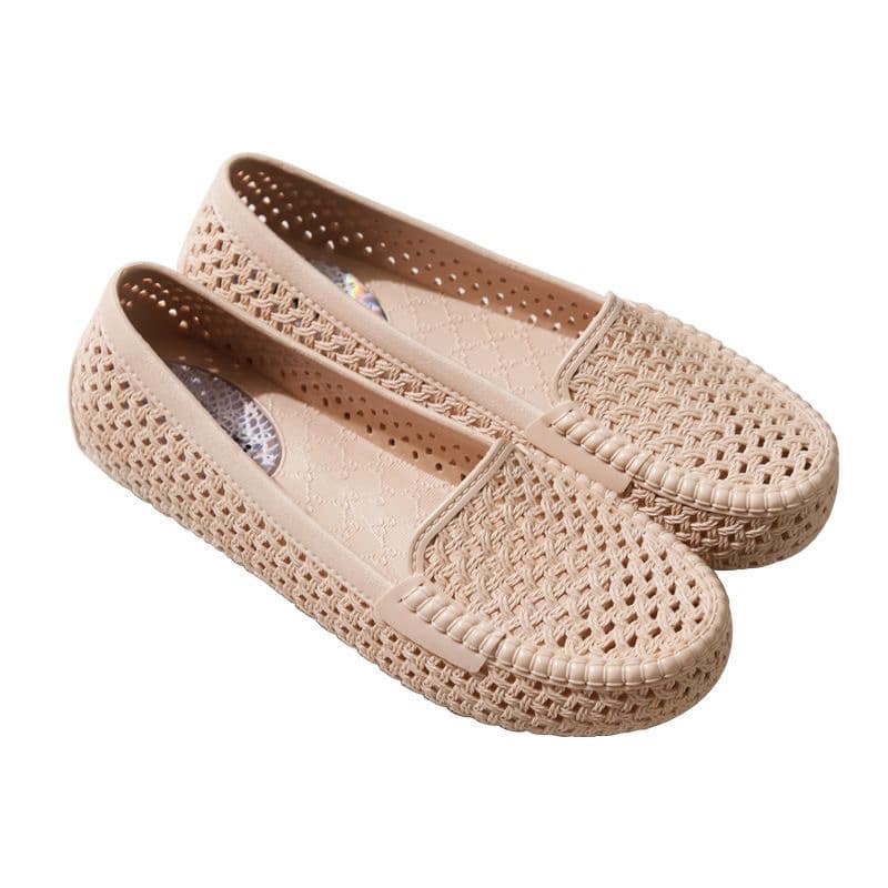 Breathable Hollow Out Summer Sandals Women's Flat Work Shoes Soft Bottom Beach Slippers Solid Color Mom Shoes PVC Material