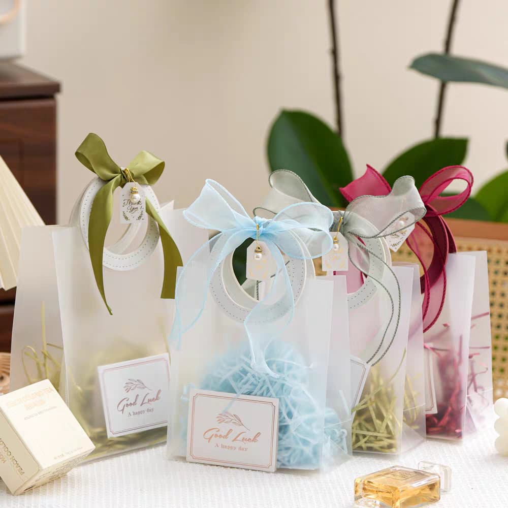 Ready stock pp handbag transparent frosted plastic handbag ins style wedding gift 61 Chinese Valentine's Day accompanying gift bag