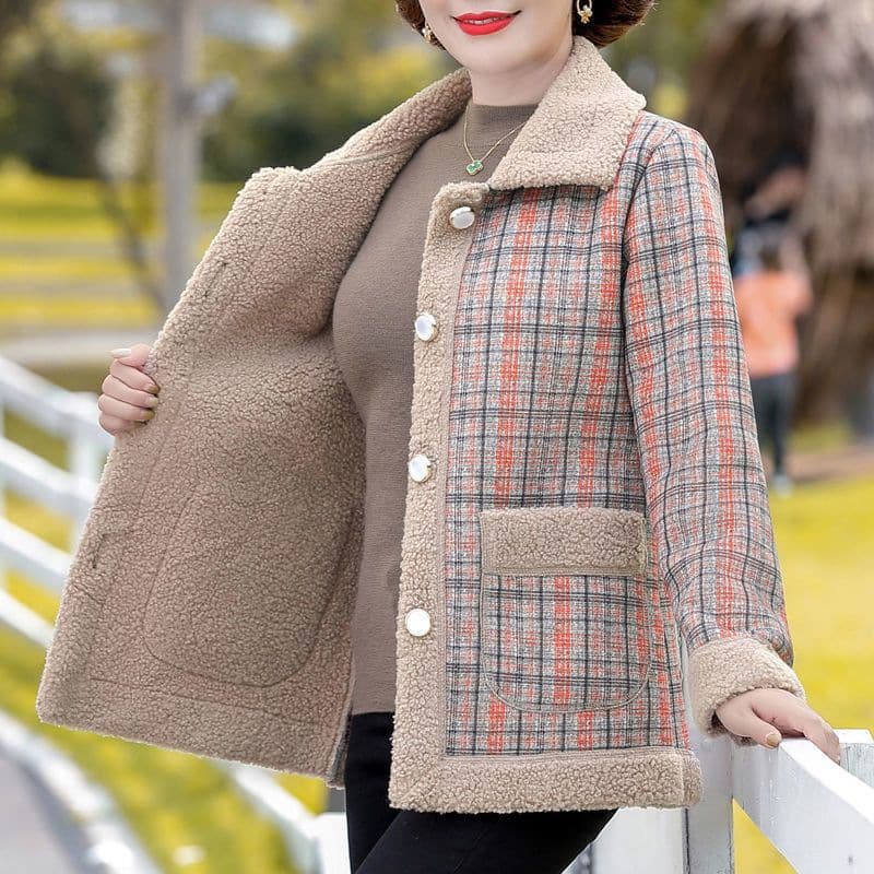 Autumn/Winter 2024 New Fashionable Chic Middle-Aged and Elderly Mother's Wear, Fleece-Lined Thickened Plus Size Loose Coat Warm Top