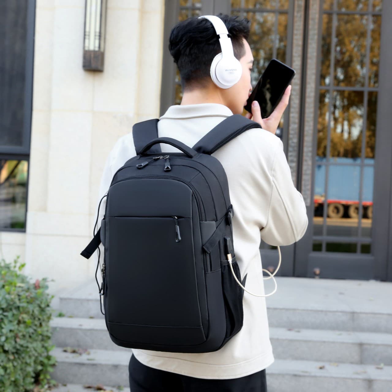 New Commuter Rechargeable Laptop Bag, Export Style Casual Men's Backpack, Wholesale Portable Business Backpack