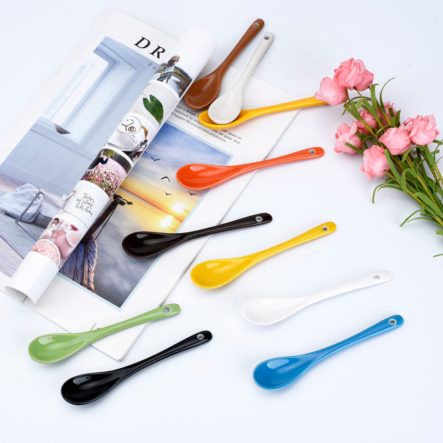 Cute Korean-style ceramic spoon creative soup spoon long-handled coffee spoon small stirring spoon seasoning spoon broken not repaired