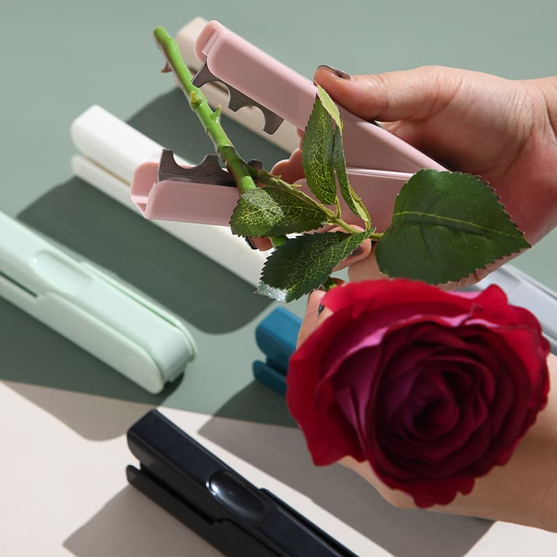 Rose pricking pliers floral art rose pricking artifact flower packaging pricking treasure pricking clip tool pricking pliers