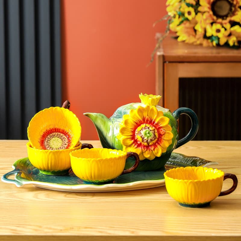 Jinfulan New Creative Countryside Sunflower Underglaze Ceramic Red Tea Cup Herbal Tea Set Moving Gift