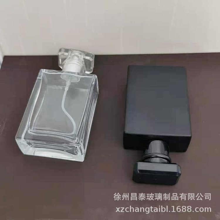 Square Glass Perfume Bottle 50ml Rotating Spray Bottle Transparent Black Glass Cosmetic Packaging Container
