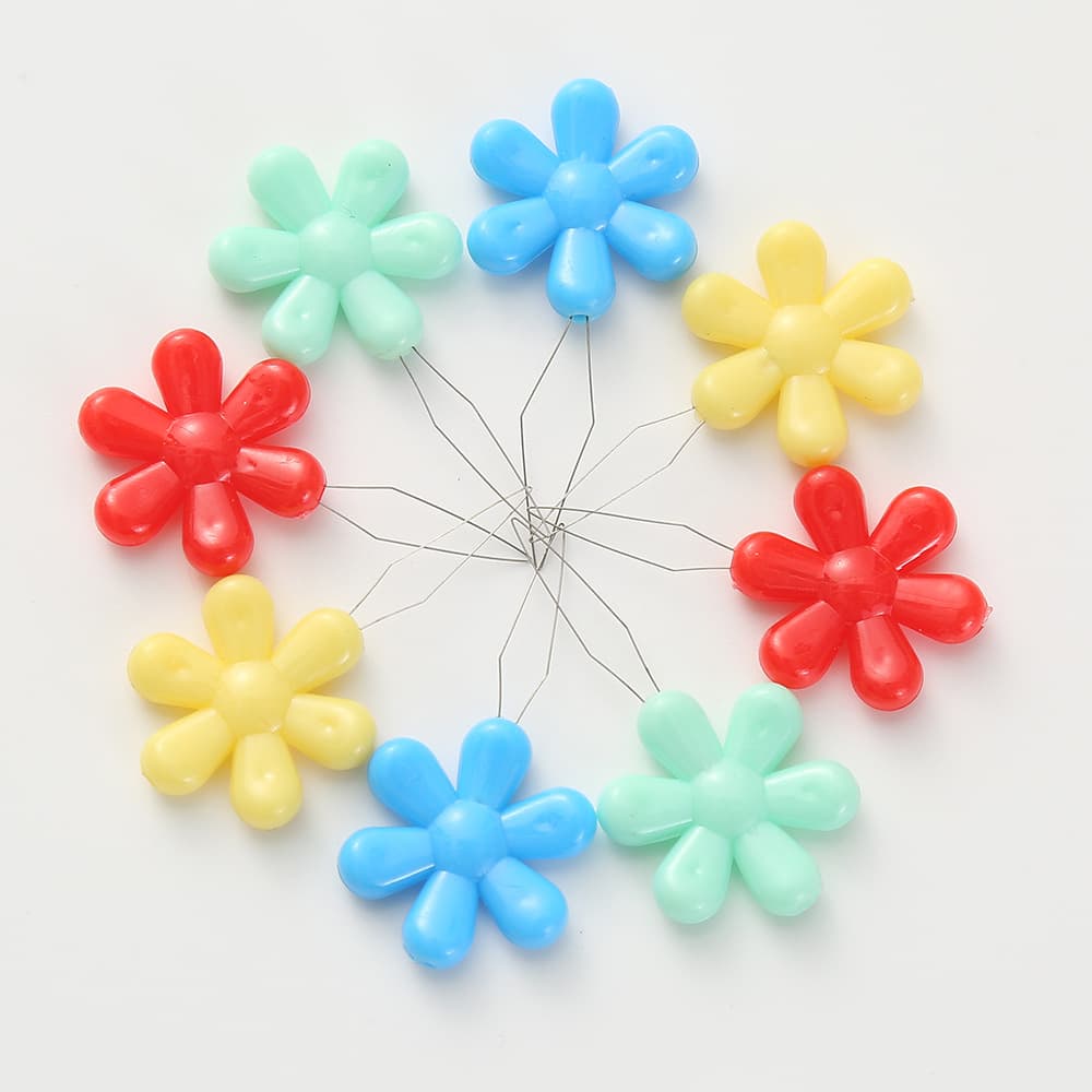 Plum blossom-shaped sewing needle threader, DIY multi-functional threader, large candy-colored needle threading aid for the elderly