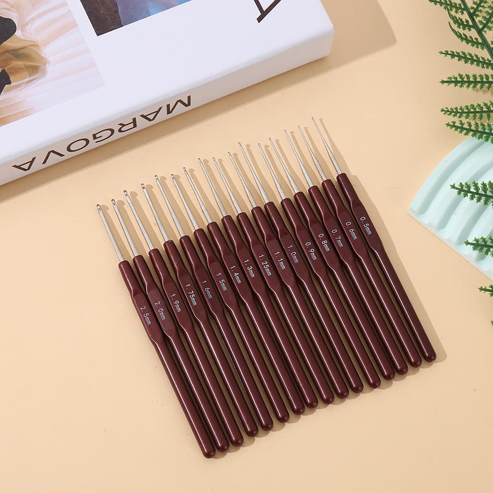 Small Lace Ultra-Fine Crochet Hook Gold-Plated Crochet Hook DIY Knitting Tool Yarn Hook for Shoes Hats Fine Yarn Crochet Hook Wholesale