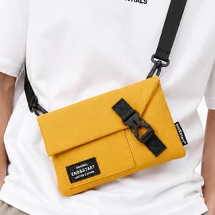 Japanese Men's Crossbody Bag Trendy Mini Small Bag Lightweight Casual Phone Bag Crossbody Yellow Japanese and Korean Bag Unisex