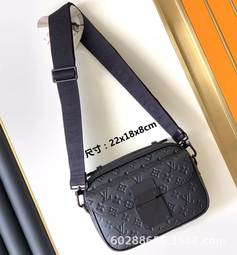 Direct Sales Cross-border M LV Men's and Women's Bags Genuine Leather Box Bag Chain Bag Black Warrior Three-in-One Messenger Bag Pillow Bag