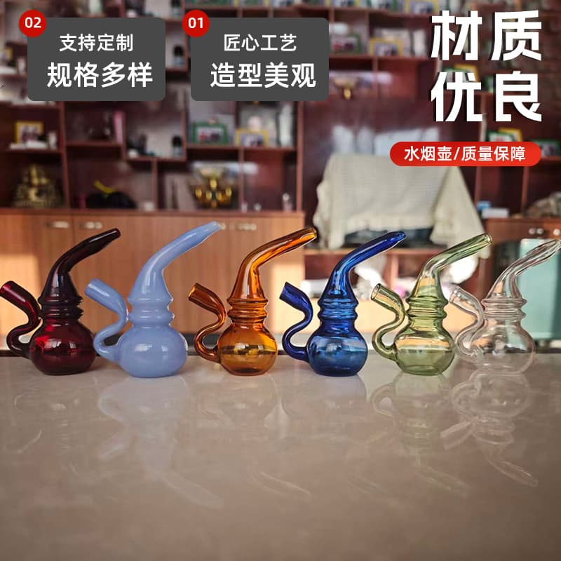 Manufacturer supplies high borosilicate glass smoking sets, handcrafted portable art glass pipes, flat spouts with water filters.