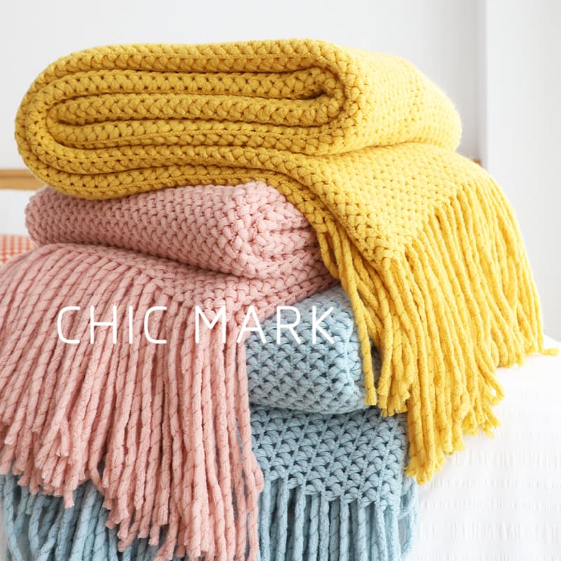 European Style Minimalist Throw Blanket for Napping, Hotel Bed, Living Room Sofa, Chair Cover with Tassels