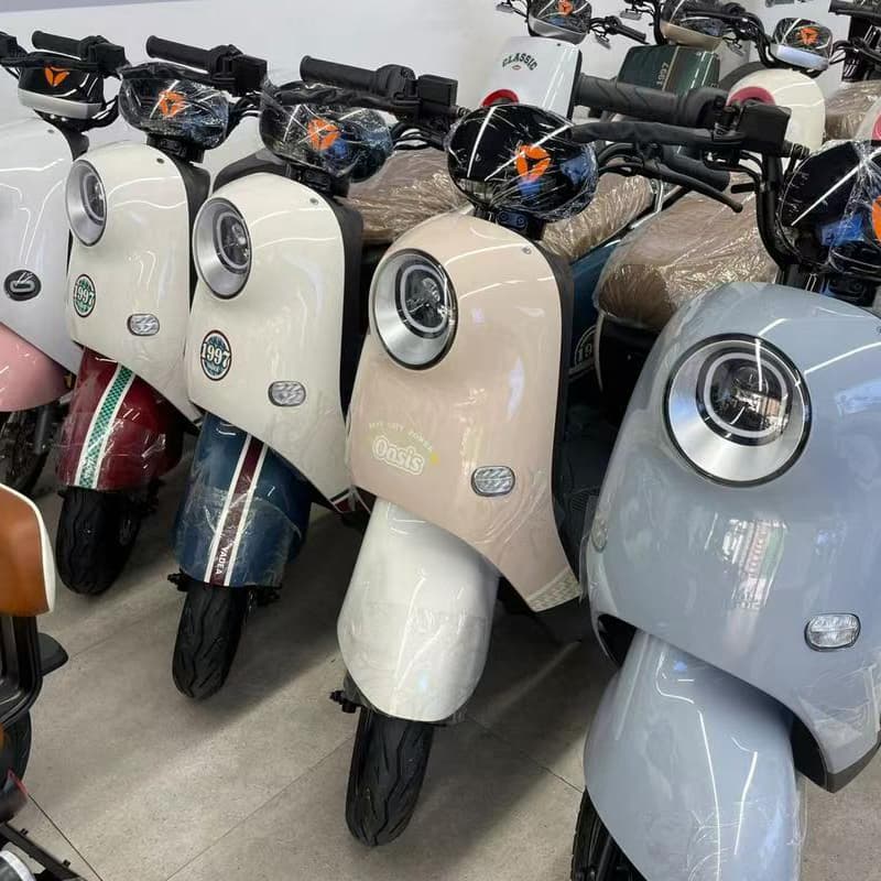 Suitable for five-star Diamond Leopard Luyuan Yadi Yanke Xinda Tailing Mengman electric vehicle shell plastic parts fender
