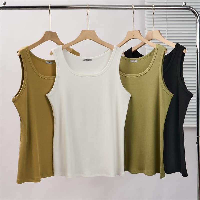 Spring New Wide Shoulder Strap Inner Tank Top for Plus Size Women (250 lbs) S5731