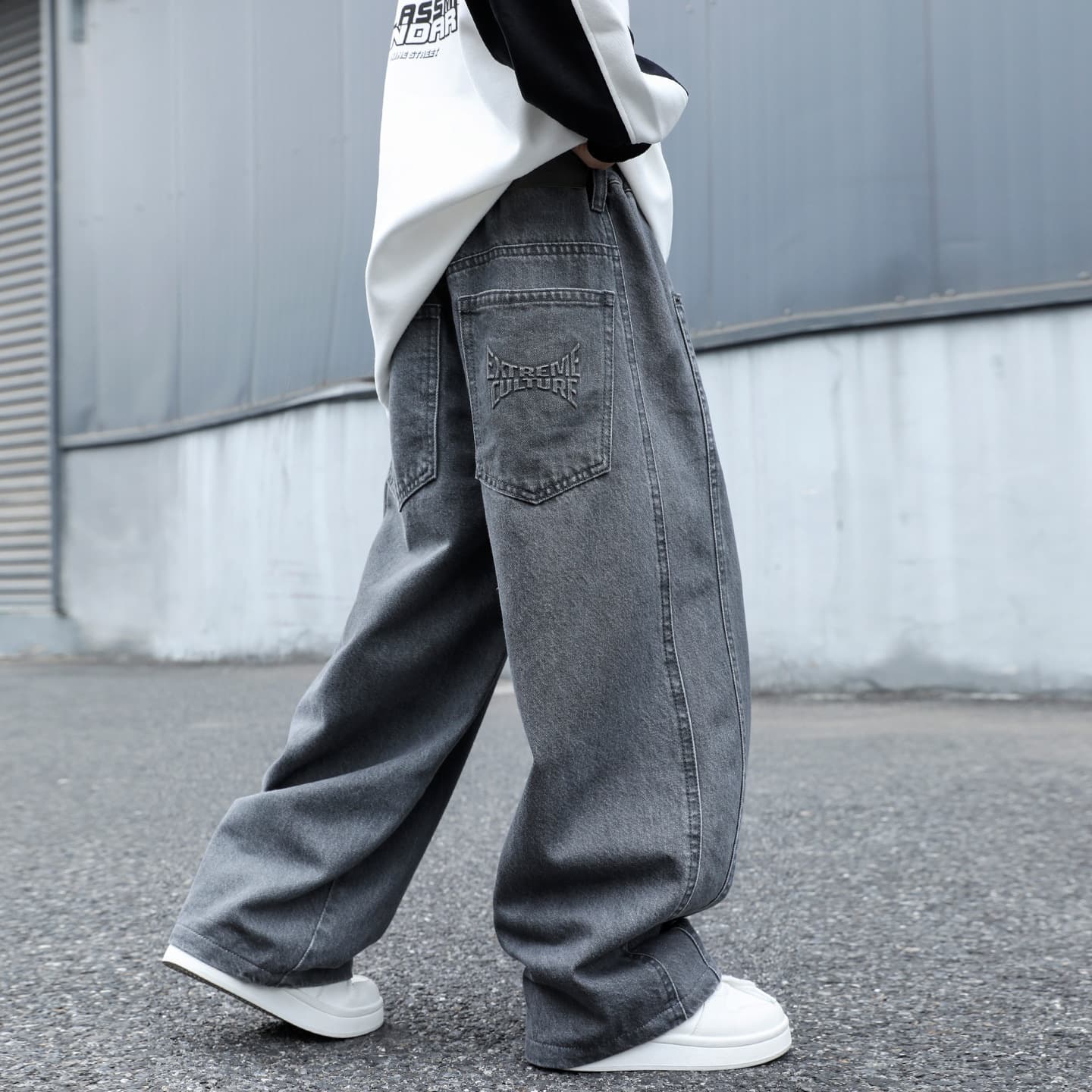 Boys' spring and autumn jeans 2026 new straight-leg trousers, Western-style children's clothing, Korean-style pants for older children, trendy spring clothing