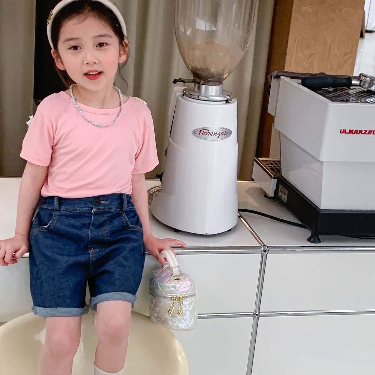 Boys and Girls Pants, One-Button Rolled Hem Denim Shorts, Size 26, Summer New Style, Foreign Trade Children's Clothing, Wholesale, Ages 3-8