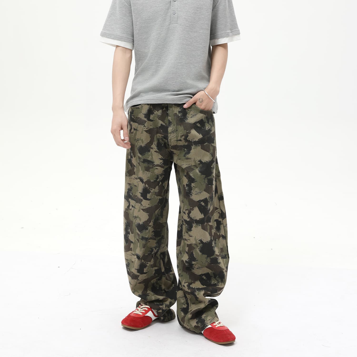 MTLCLOTHES Men's Wear | Retro high street vibe camouflage design versatile scimitar wide leg washed jeans