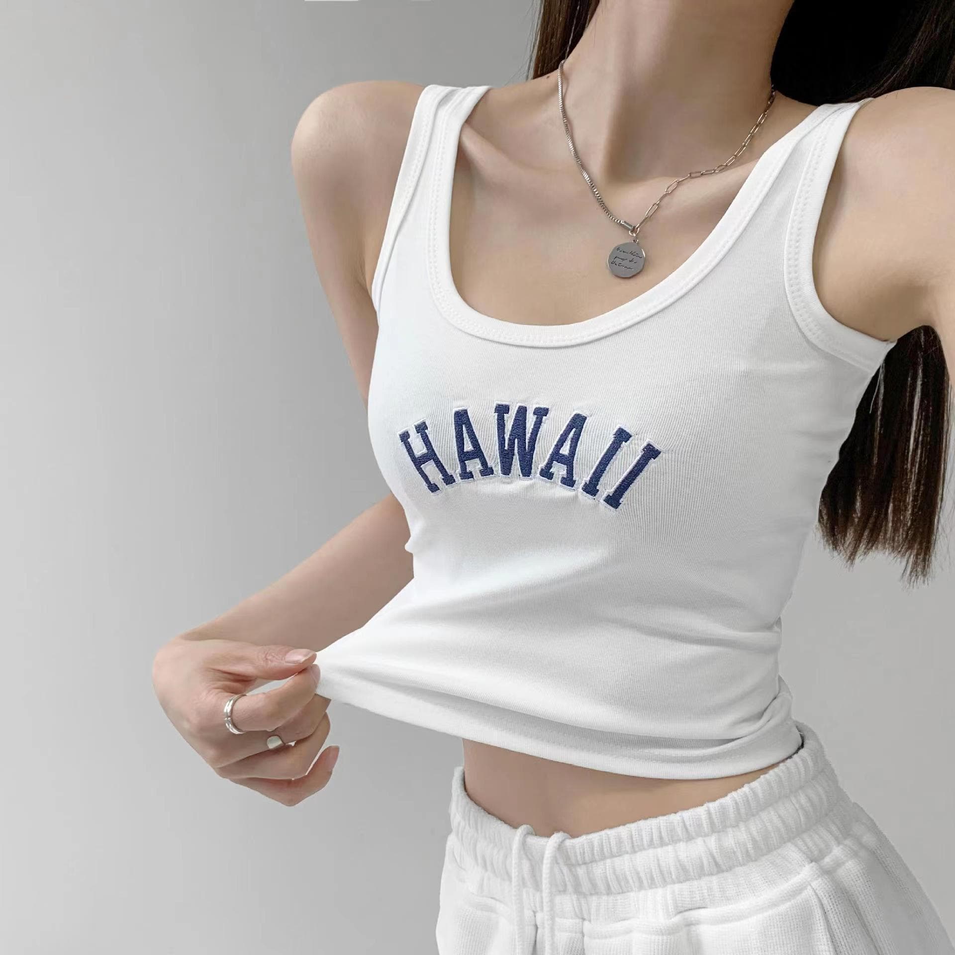 Sexy Backless Letter Print Camisole Top with Built-in Pads, Versatile Spring and Summer New Style, Wide Shoulder Strap Integrated Bustier Top for Women