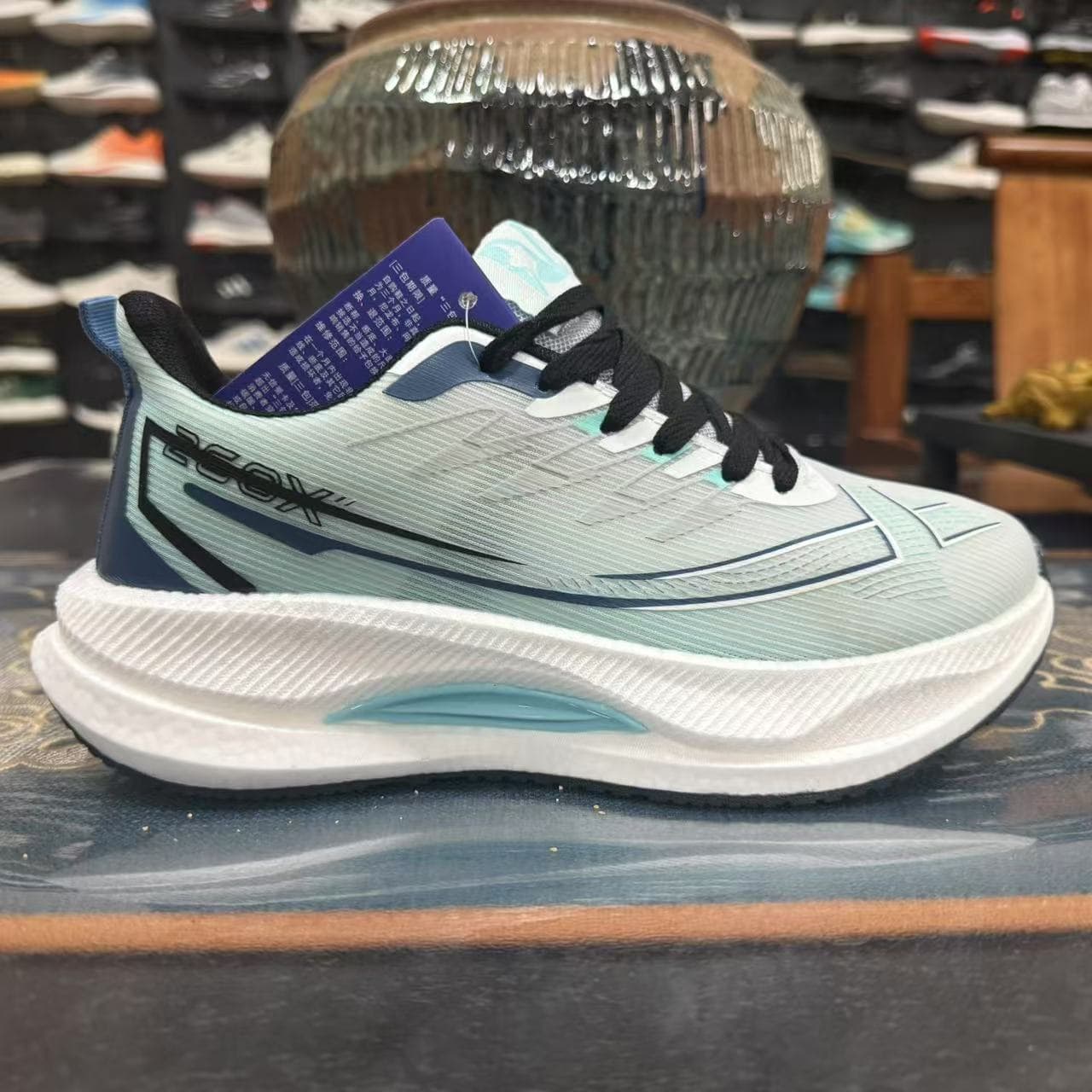 Spring/Autumn Ultra-Soft Unisex Sports Shoes Student Jumping Shoes Mesh Ultra-Light Cushioned Running Shoes Odor-Resistant