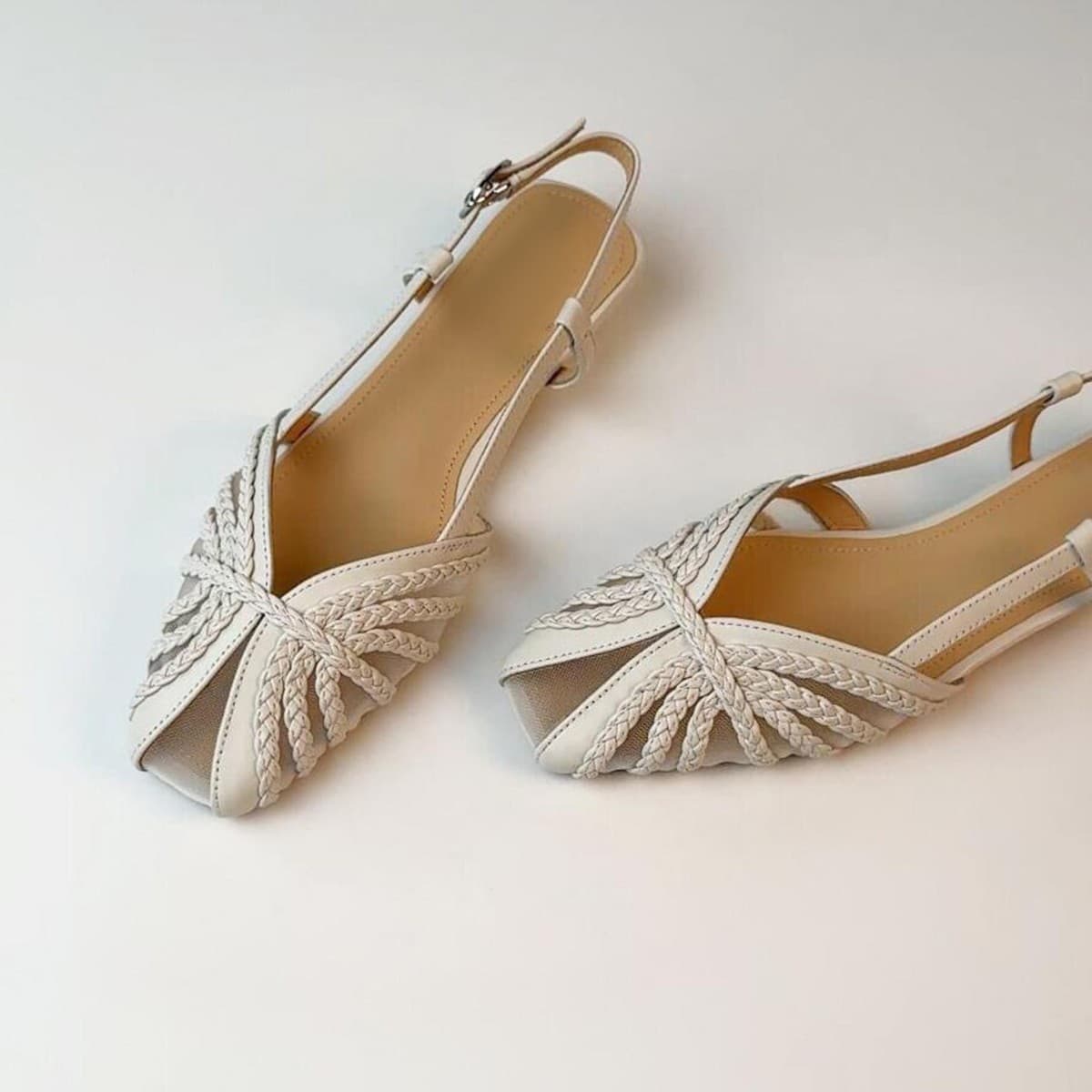 Sheepskin version~Fairy style French gentle hollow breathable toe-toe sandals for women with elegant temperament and Roman shoes with skirts