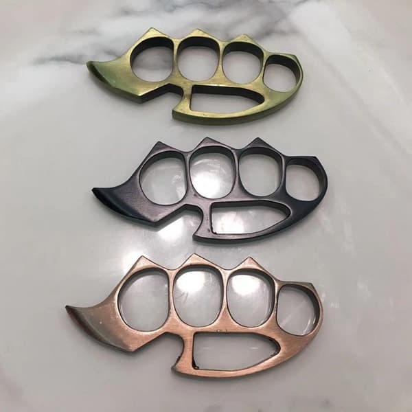 Meng Hu Thickened Beer Bottle Opener Knuckle Duster Zinc Alloy Four-Finger Self-Defense Hand Support Window Breaker Fiberglass Self-Defense Weapon