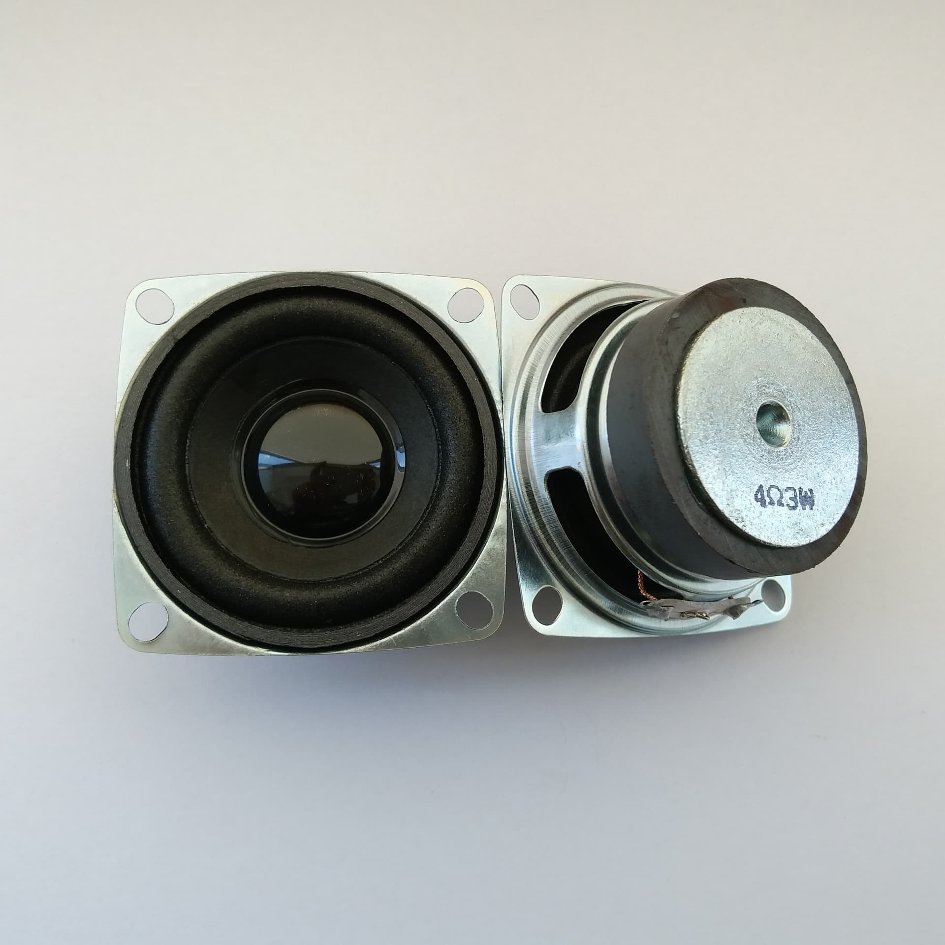 52mm Square 40 Magnet Foam Edge Speaker Small Pair 2-inch External Magnet Speaker 25mm Height Omnidirectional Sound