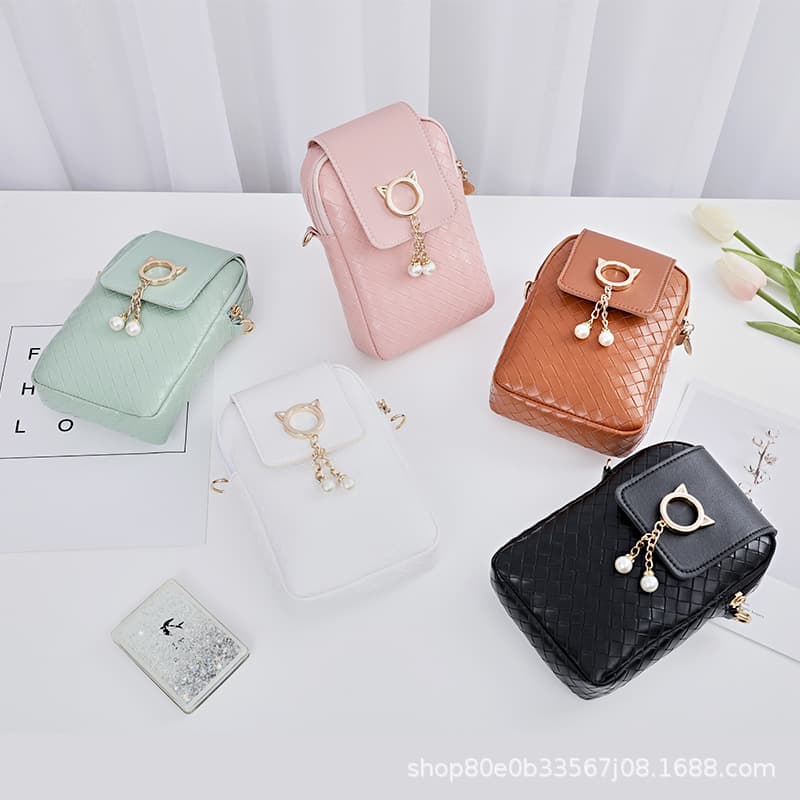 Korean mobile phone bag bags women2021 fashion ladies shoulder bag wholesale Western trend woven shoulder bag