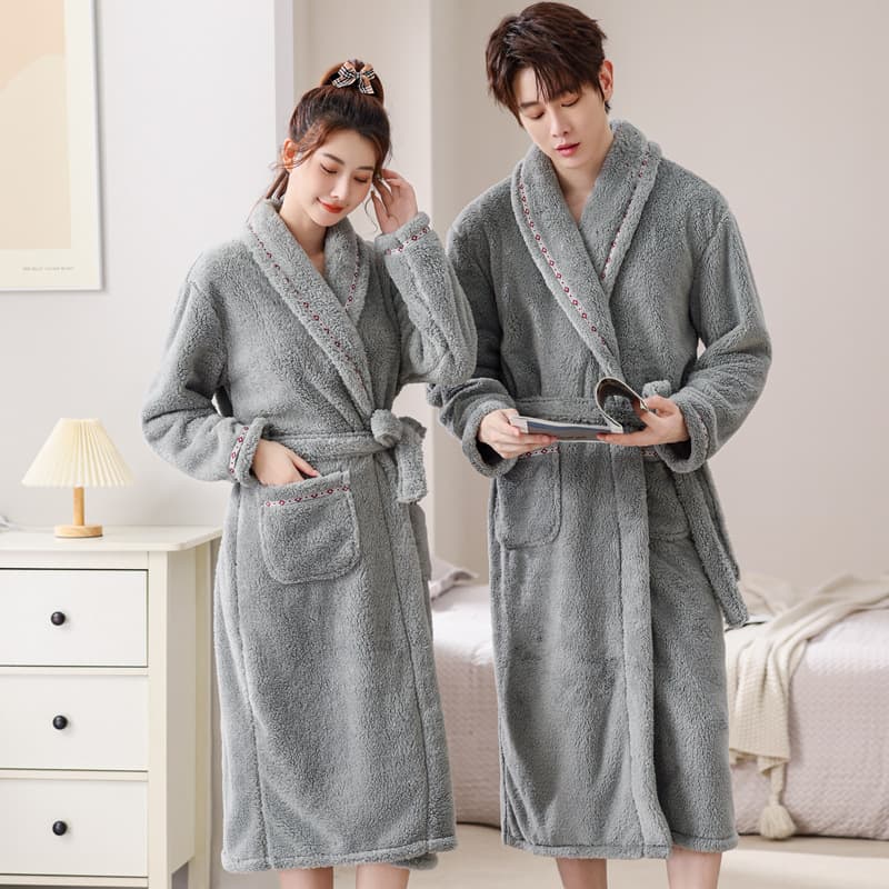 Autumn and Winter Coral Velvet Couple Bathrobe Women's Nightgown Men's Long Warm Flannel Bathrobe Home Wear Thickened Long Sleeves
