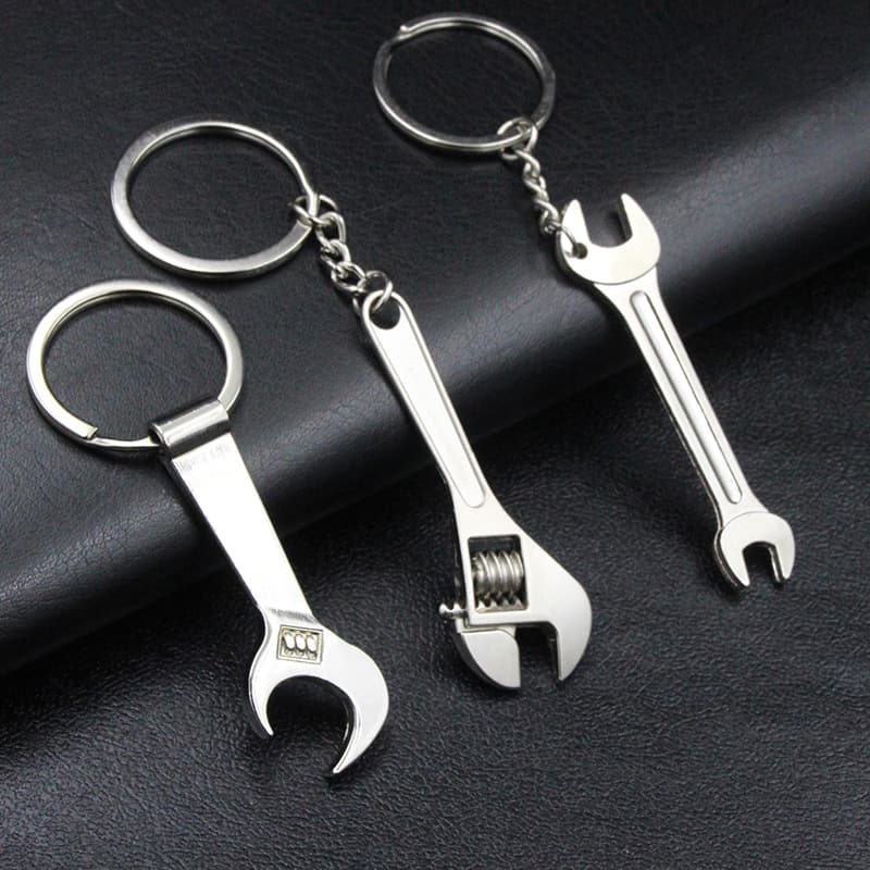 Parent plot gift monkey wrench tool keychain double-ended pendant metal bottle opener parent plot gift