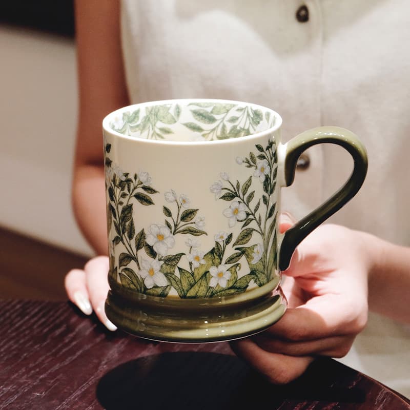 American Retro Lily of the Valley Coffee Mug Premium Ceramic Mug Gift for Women Birthday Present Souvenir