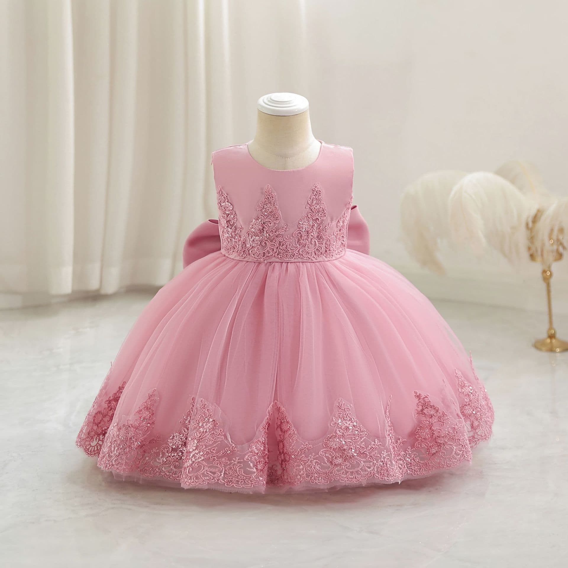 Cross-border First Birthday Puffy Princess Dress Lace Embroidered Children's Host Performance Formal Dress for School Opening Wedding Season Christening Dress