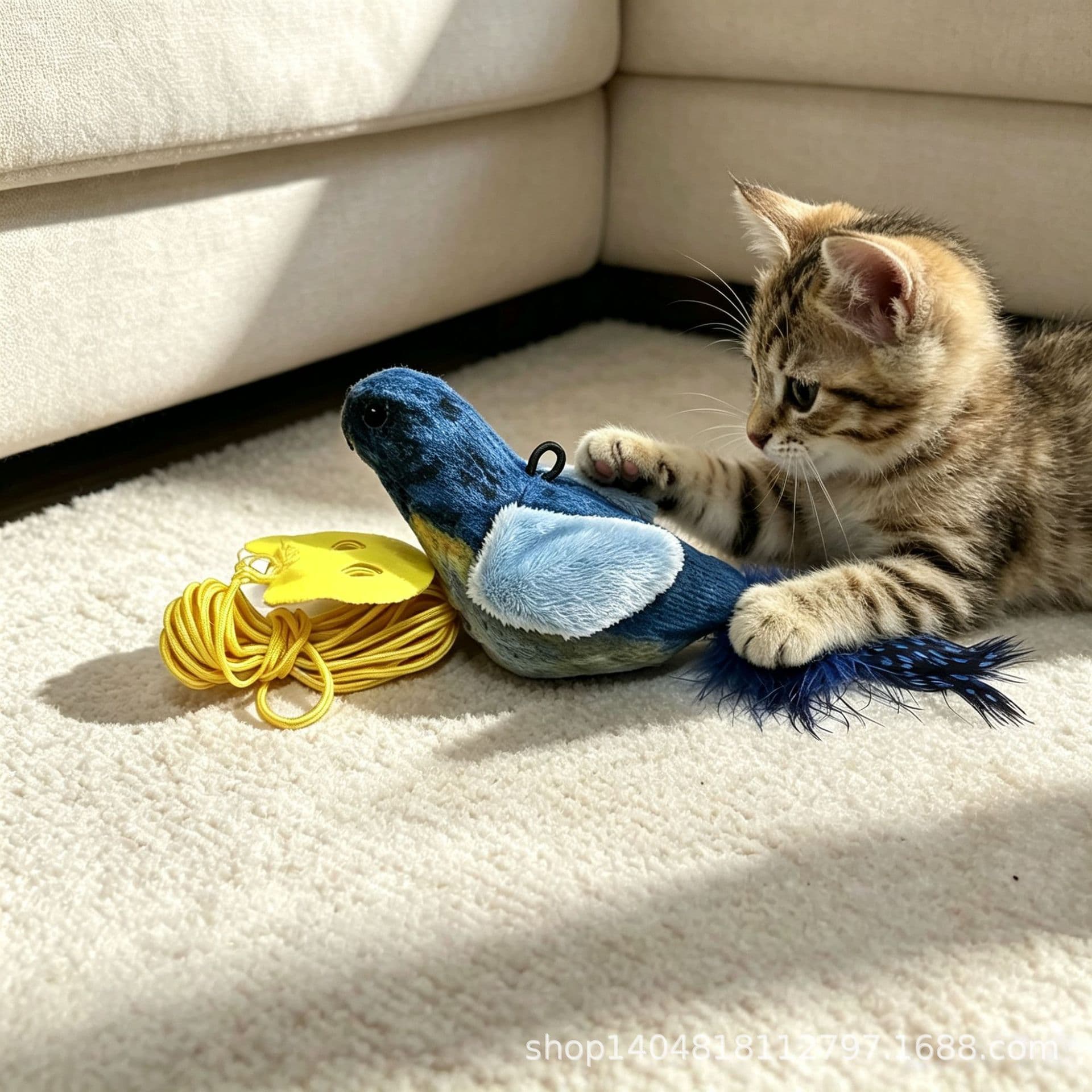New hanging simulated bird cat toy with built-in sound generator to relieve boredom and amuse the cat, pet supplies manufacturer supply