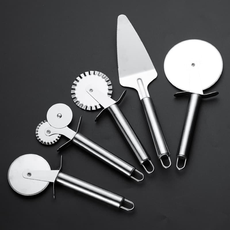 Stainless Steel Pizza Cutter Kitchen Baking Tool Western Pizza Rolling Cutter Thin Crust Single Wheel Pizza Knife