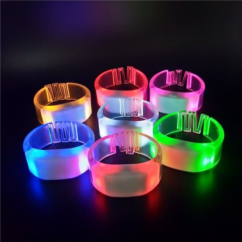 Concert LED Glow Wristband Custom from Factory Source Remote Control Bar Atmosphere Cheerleading Prop Magnetic
