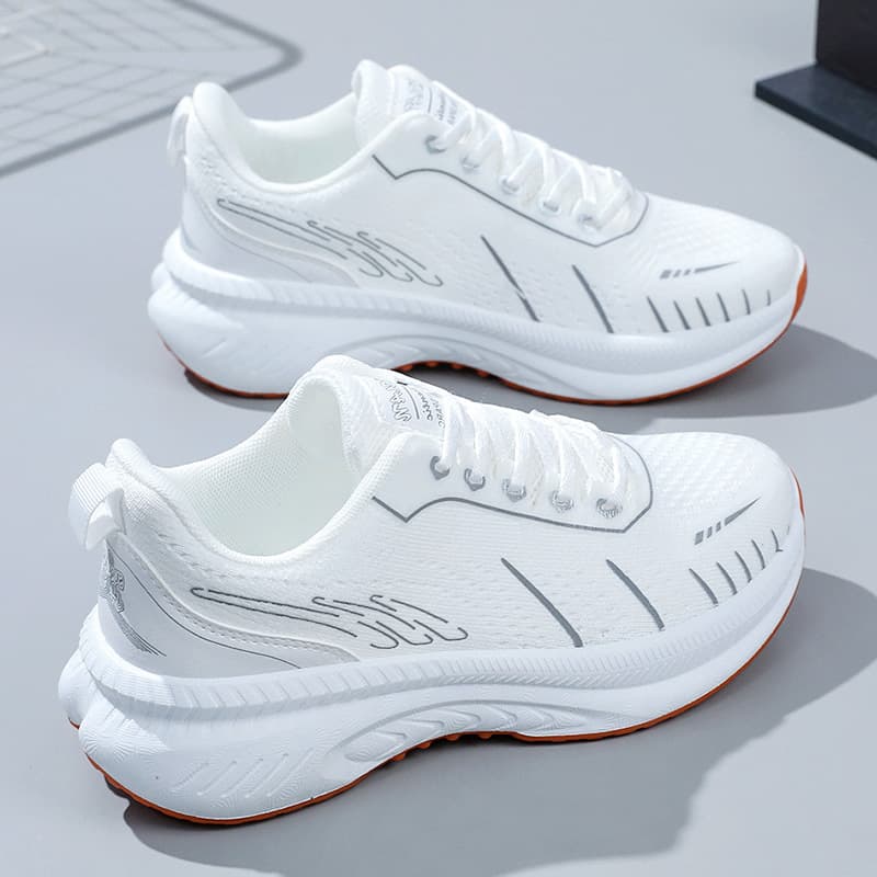 2026 New Spring/Summer Women's Mesh Lightweight Sneakers Fashionable Versatile White Shoes Elevated Hollow Casual Shoes