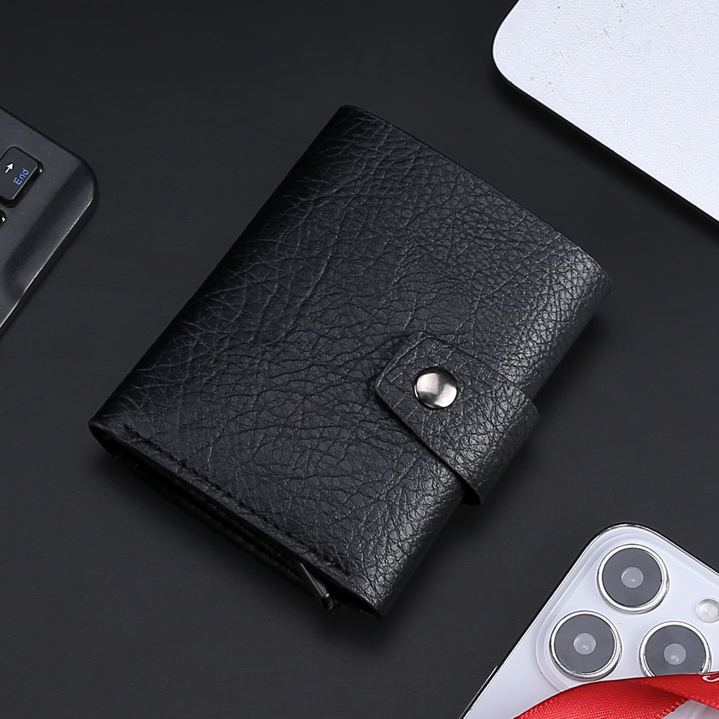 Cross-border men's card holder, wallet, European and American automatic ejection card buckle card holder, new metal aluminum shell, three-fold card holder