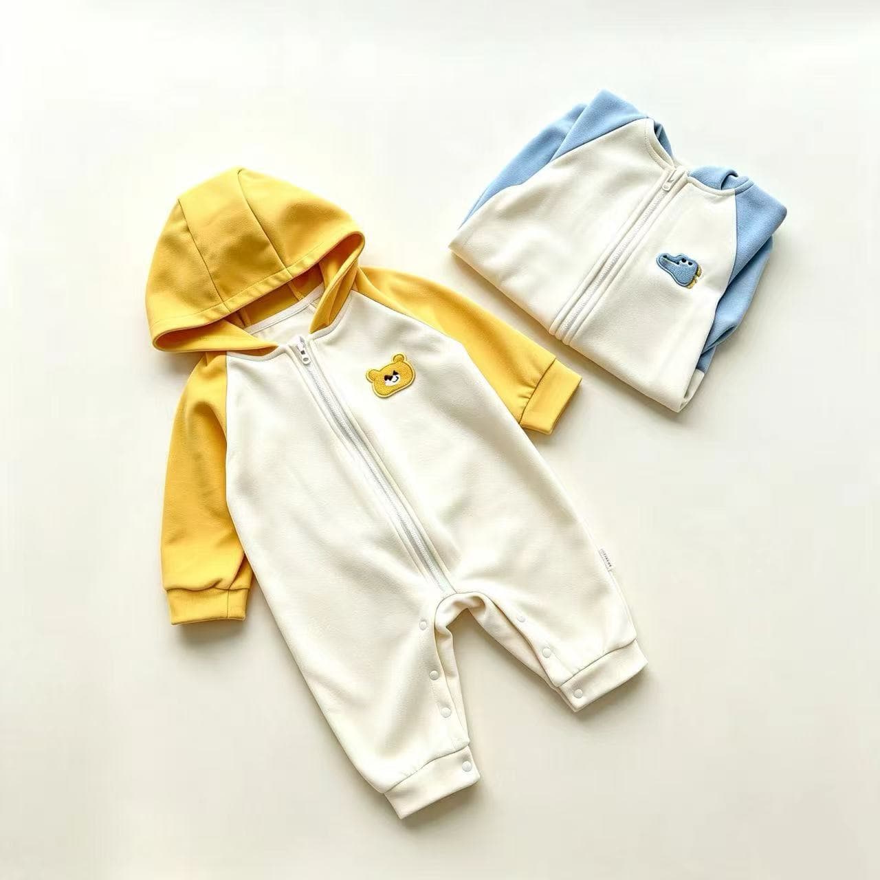 2026 New Spring and Autumn Children's Clothing Jumpsuits for Boys and Girls, Korean Style Color Blocking Zipper Hooded Super Cute Sweaters and Harnesses