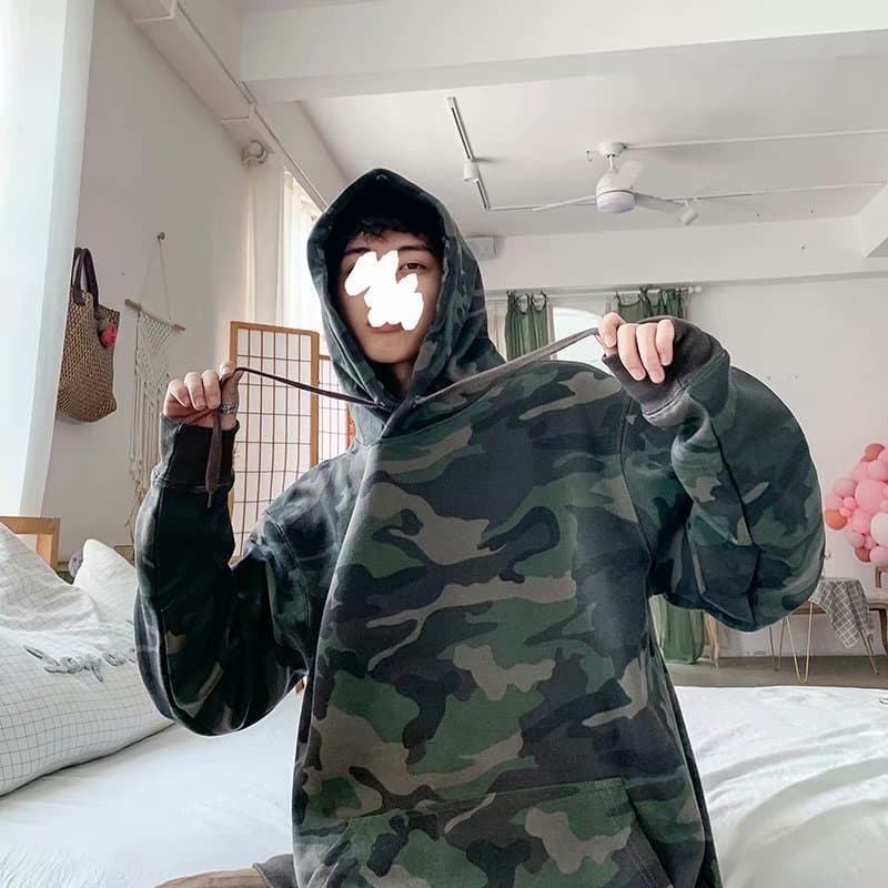 Fall Vintage Harajuku Style Camouflage Sweatshirt Men's Korean Loose Trendy Outerwear for Couples Casual Loose Fit Hoodie