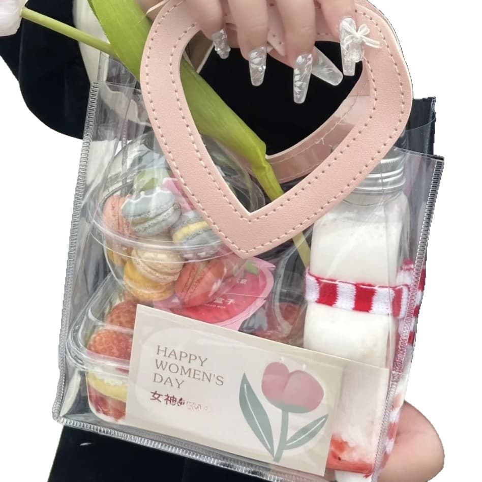 Valentine's Day Transparent PVC Handbag Heart-Shaped Gift Bag Plastic Packaging Bag Love Souvenir Bag Transparent PVC
