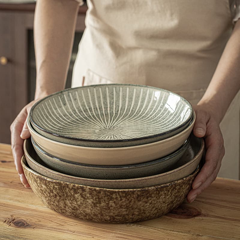 High-Aesthetic Deep Round Affordable Bowl Retro Ceramic Dish for Home Use Tableware Bowls and Plates Wholesale Export Surplus Stock