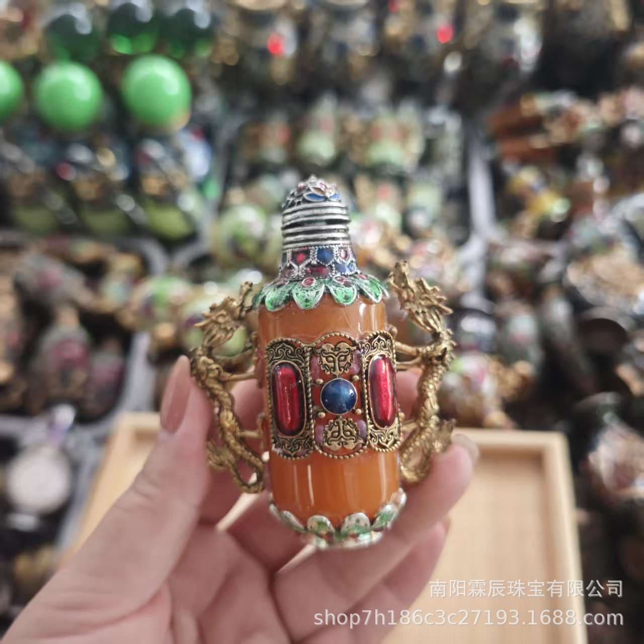 Vintage Chinese-style Snuff Bottle Ornament with Peking Opera Mask Design, Hand-painted and Inlaid Craft Gift