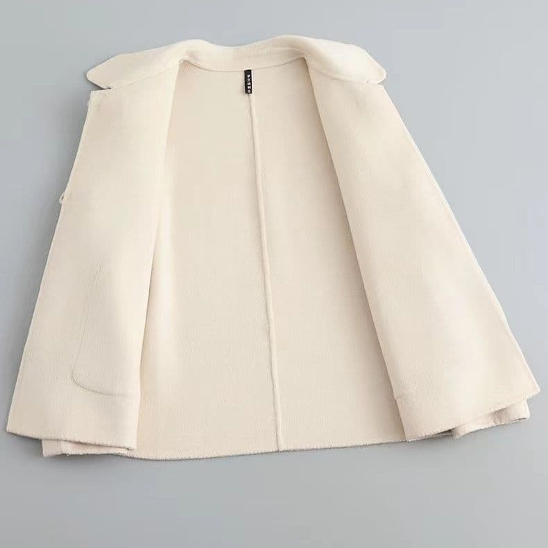 Double-sided fleece coat short top, mother's wear new autumn and winter style petite loose wool coat thick.