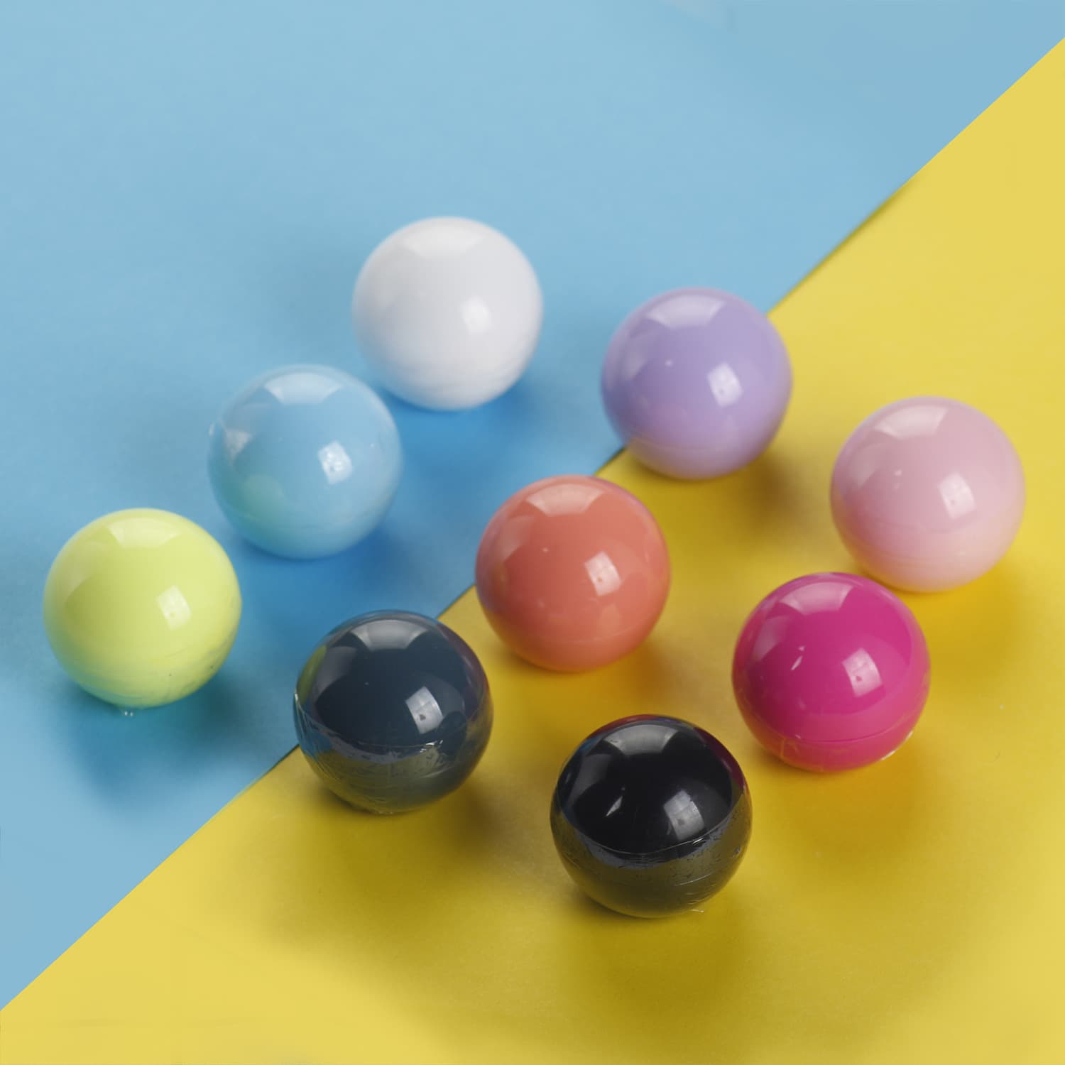Export Only Without Logo 10g Lip Balm Ball Colorless Lip Balm Spherical Moisturizer