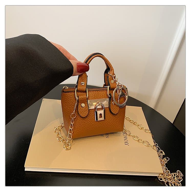 Classic Print European and American Chic Small Square Bag 2025 New Commuter Stylish Handbag