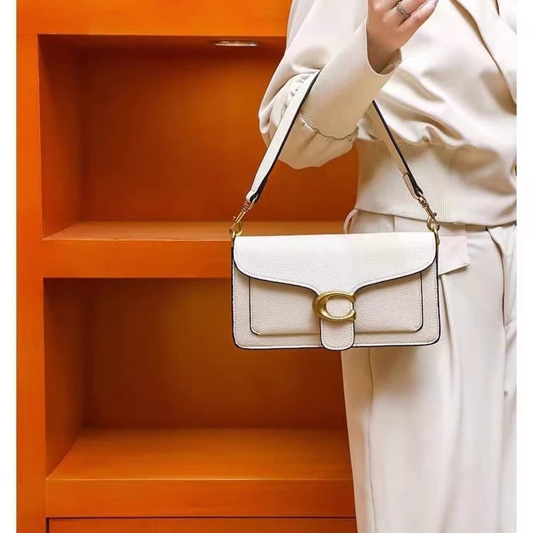 Cross-border Women's Bag 2026 New Lychee Pattern Genuine Leather Dionysus Bag Envelope Bag Handbag Underarm Bag Crossbody Bag for Women