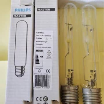 Philips CDO-TT Plus 250W/830 E40 Ceramic Metal Halide Lamp