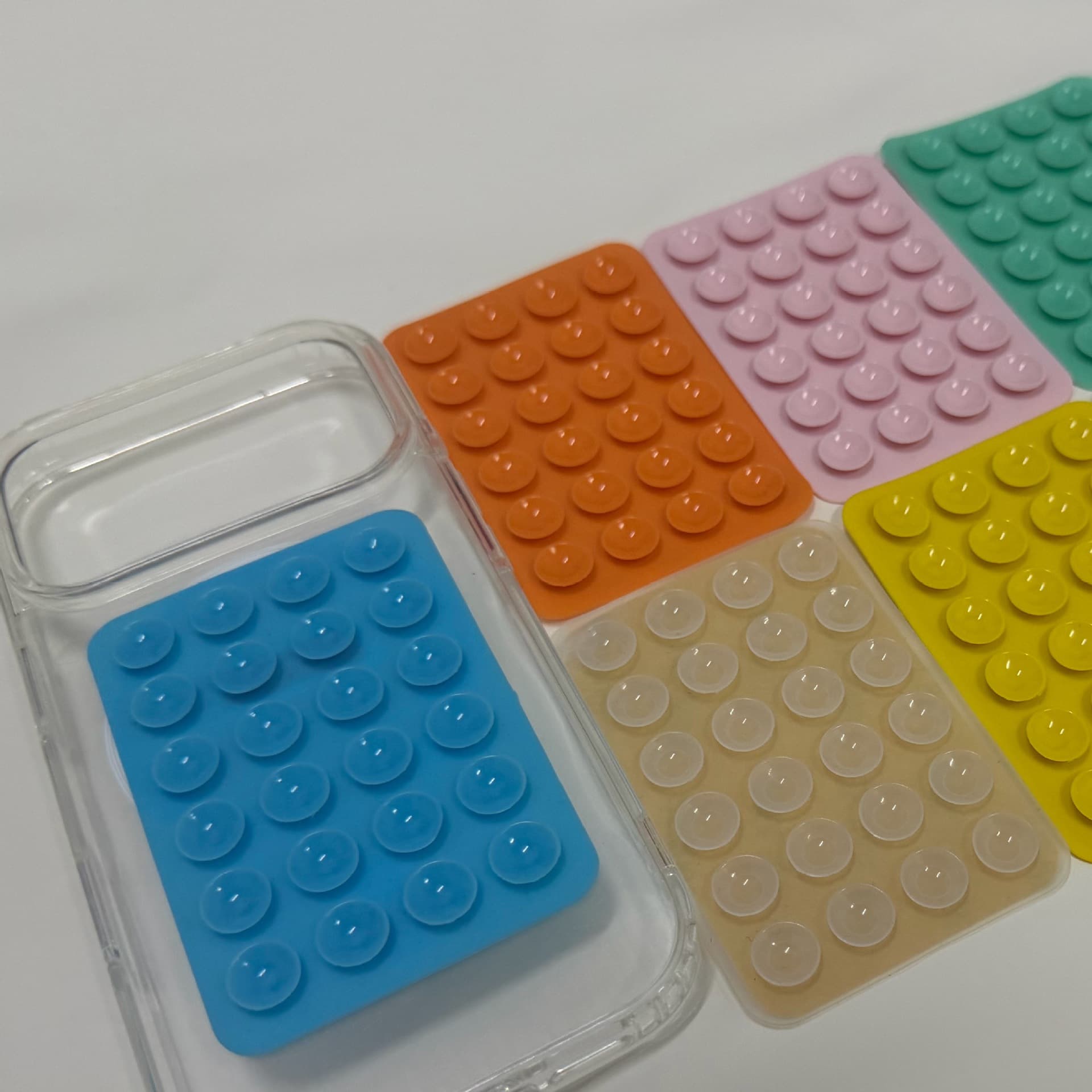 Factory Wholesale Phone Silicone 24-Piece Square Suction Cup 6.8g Phone Stand Multifunctional Single-Side mm Adhesive Suction Cup