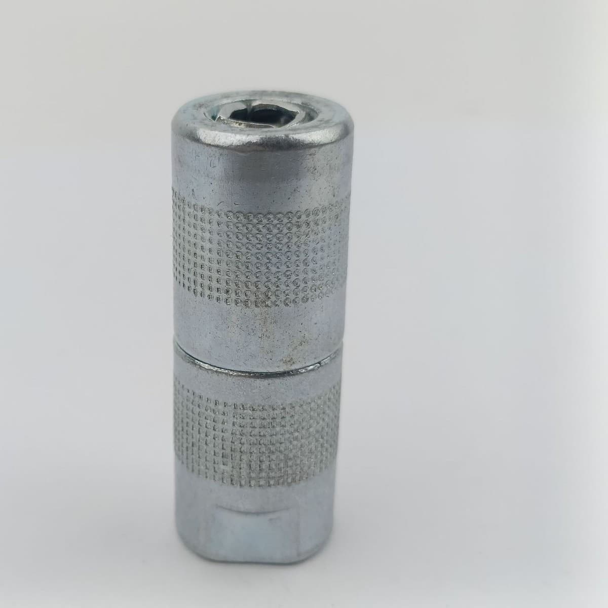 German-style flat nozzle pneumatic grease gun tip, flat nozzle grease gun tip, high pressure resistant, no oil leakage, German-style flat nozzle