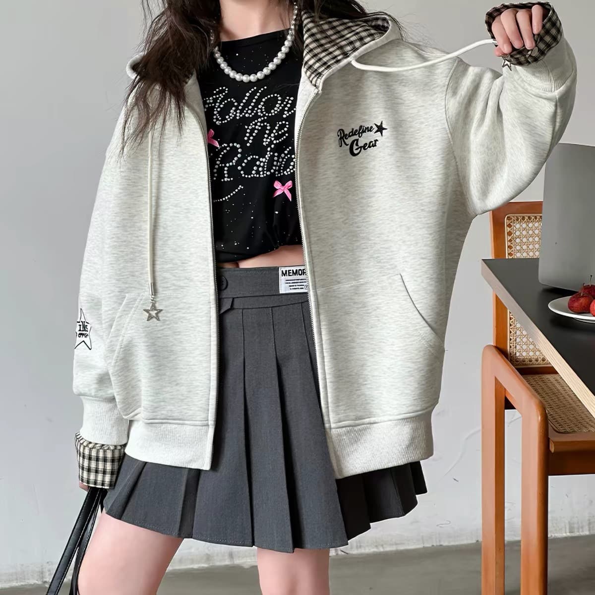 Children's coat 2026 autumn new style girls 5007 Korean style embroidered plaid hooded coat for middle and large children